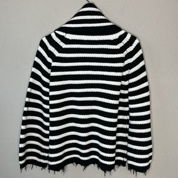 Sanctuary Jagger Cowl Neck Sweater in Black and Winter White Size Medium - Picture 7 of 12